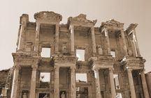 Shore Excursion 1 or 2 Day Private Tour from Kusadasi Port for Ephesus-Pergamon