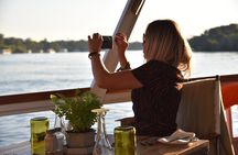 Private Lunch Cruise on the Zambezi River