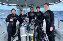 Discover Scuba Diving Course Pool Training Session in Key Largo.