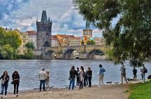 Prague Castle Private Walking Tour (Including Castle Tickets)