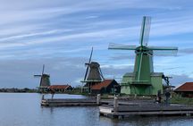 Zaanse Schans and Giethoorn Small-Group Tour with Hotel Pick-Up
