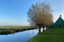 Zaanse Schans and Giethoorn Small-Group Tour with Hotel Pick-Up