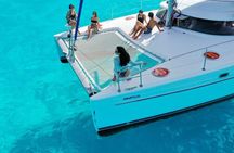 Isla Mujeres: Catamaran Tour with Snorkeling Food, Drinks, Beach
