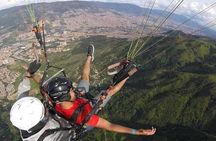 Paragliding Tour from Medellin with Transportation and Videos HD