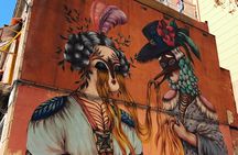Street art, Sculptures and Murders Walking Tour in Barcelona