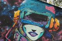 Street art, Sculptures and Murders Walking Tour in Barcelona