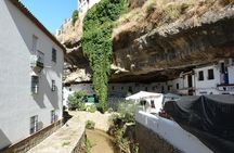 Visit Ronda and Setenil de las Bodegas in one day from Malaga
