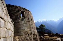 Cusco: Full-Day Tour to Machu Picchu by 360° train