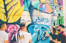 Private Tour of Commune 13 in Medellin with Metrocable + Fruit