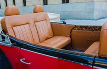 1 hour Prague Sightseeing tour using Vintage Car for 1- 6 persons