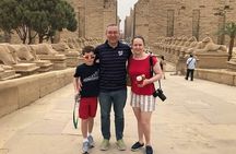 Cairo: Amazing Full Day Guided Tour to Luxor, Entrance Fees and Lunch By Plane 