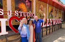 Private Mumbai City Tour and Bollywood Tour Combo with Transport