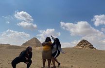 Private inclusive day Tour to Giza Pyramids, Memphis and Sakkara.