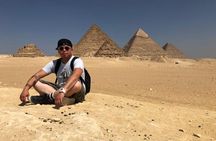 Private inclusive day Tour To Pyramids of Giza & Egyptian Museum and The Bazar.