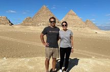 Private inclusive day Tour To Pyramids of Giza & Egyptian Museum and The Bazar.