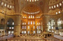 Sultans and Secrets: Topkapı Palace and Hagia Sophia Private Tour