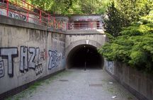 Non-touristy Prague, Cozy neighborhoods - Public Tour