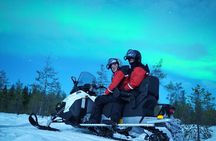 Snowmobile Photography Trip to the Aurora