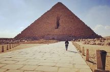 Giza Pyramids, Memphis and Sakkara Tour
