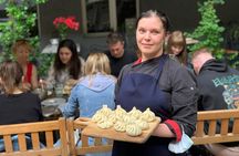 Small-Group Khinkali and Khachapuri Cooking Class in Tbilisi