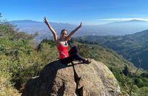 Half-Day Hiking in Pico Blanco Itzkatzú Trail