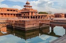 Full-Day Private Tour of Taj Mahal and other Agra monuments