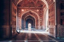 Full-Day Private Tour of Taj Mahal and other Agra monuments