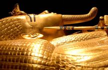 Grand Egyptian Museum, Giza Pyramids and Sphinx in Private Tour