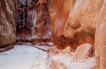 Aqaba Shore Excursion: Private accessible Petra Tour