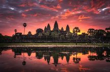 Private Temples Guided Tour (Angkor Wat, Ta Prom & Angkor Thom)