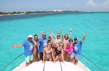 Yacht 48ft Rental in Cancun for up to 15 people