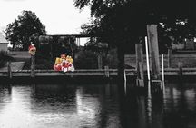 Santa and The Rougarou's Creepy Christmas Cruise & Haunted Trail