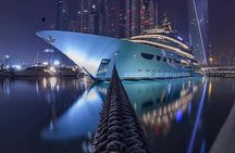 Amazing Dubai Marina Luxury Yacht & Breakfast