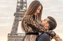 Private Guided Professional Photoshoot by the Eiffel Tower 