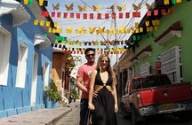 Walking Tour with Transfers - Gabriel García Márquez & Cartagena Walled City