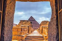 Cairo |Layover| Trip pick up from Cairo airport to visit Giza Pyramids & Sphinx