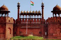 Heritage & Flavors of Delhi: Rickshaw Ride, Spices & Temples