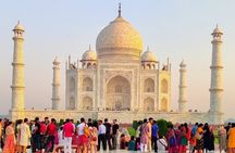 Visit Taj Mahal And Agra Fort At Sunrise with Private Guide/Breakfast Included