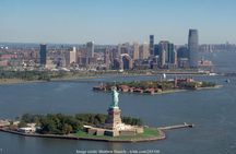 Statue of Liberty & Ellis Island: Private Half-Day Guided Tour