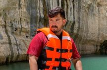 Day Trip to Wadi Tiwi (Wadi Mibam), Fins Beach, Bimmah Sinkhole