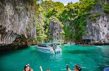 Wonderful Phi Phi Islands Snorkeling Tour from Krabi