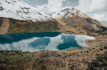 Full-Day Hiking Tour to Lake Humantay