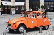 Vintage 2CV Adventure: 1-Hour Paris Highlights Tour