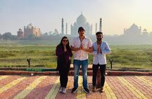Taj Mahal Sunrise, Agra Fort and Fatehpur Sikri - Private Tour from Jaipur