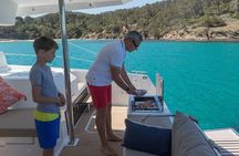 Private 5-Hour Cruise on Brand-New Luxury Catamaran in Mykonos (max 19 guests)
