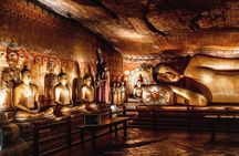 2 Day Private Tour of Kandy, Sigiriya & Dambulla - All Inclusive 