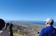 Santorini Must-See Highlights: Private Sightseeing Tour