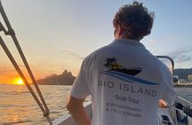 Rio de Janeiro: Speedboat Tour with Sunset and Beer!