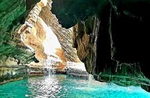 Private 2 Day Wadi Shab and Bimmah Sinkhole Tour