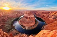 Lower Antelope Canyon and Horseshoe Bend Day Tour with Lunch